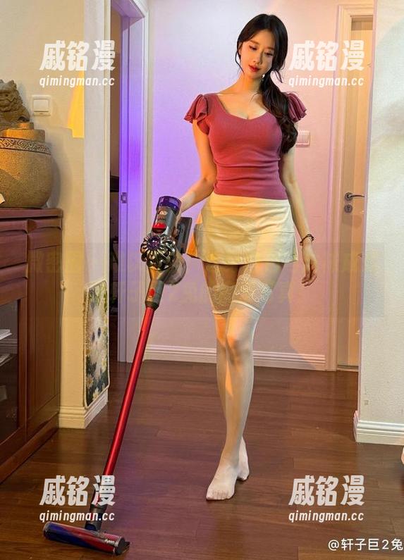 轩子巨2兔 微密圈 - 难以置信!这身白色马油袜成就了轩子巨2兔的高清写真!