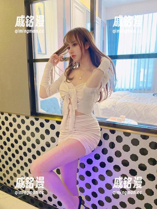 过期米线线喵 过期米线线喵的旗袍图册,免费穿越民国风景!