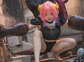 阿寨寨ninja的超萌肉肉大白兔作品,免费体验一把！
