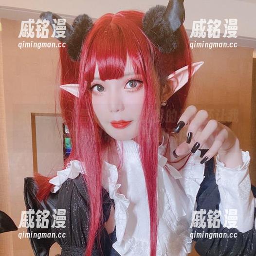 雪猫 私拍合集:雪猫的泳装比我的初恋还让我心痒痒,附带潜水看潮流指南。
