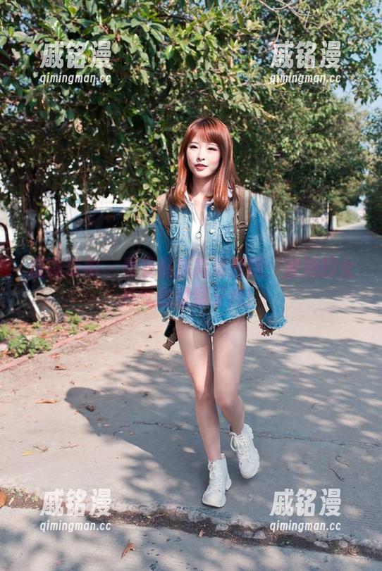 魔镜街拍-曼曼 魔镜街拍 - 曼曼最新高清原图:被她的女孩气息甜到牙疼!
